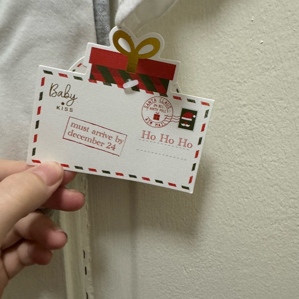 Baby Kiss 3-Piece Christmas Onesie Set NWT Size 3–6 Months - Picture 2 of 4